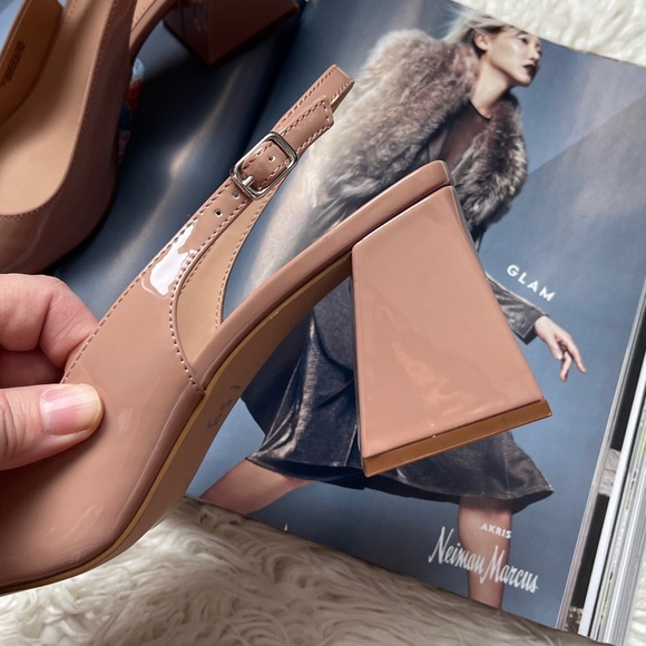 NEW Steve Madden 
Becka Nude and Black Slingback Heels - Picture 2 of 8